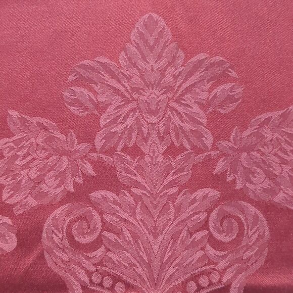 Vintage Cranberry Damask Tablecloth 56 x 80 - Picture 3 of 5